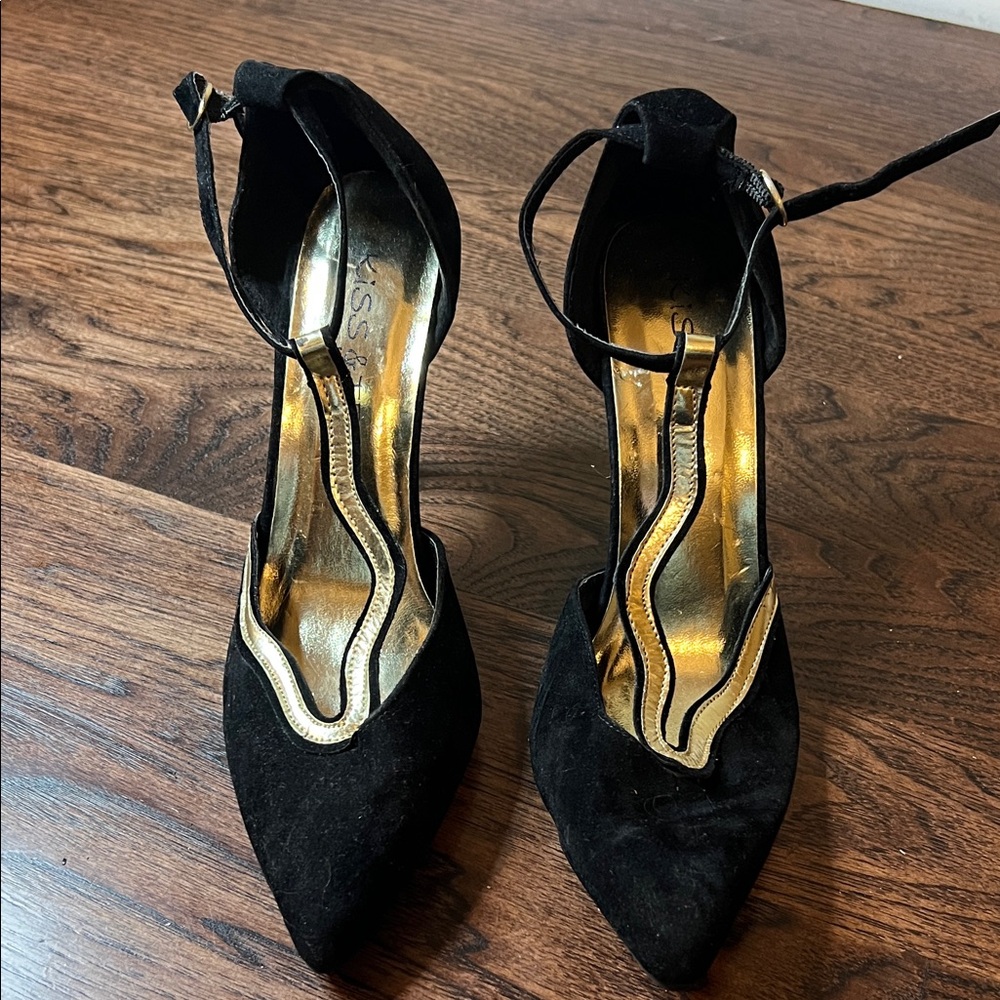 Kiss & Tell Asymmetrical T Strap Gold and Black Women's Heels